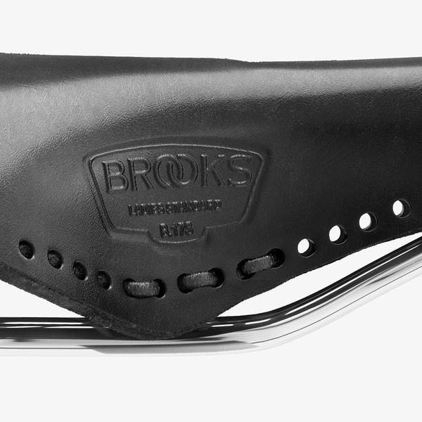 Brooks saddle B17 carved short black