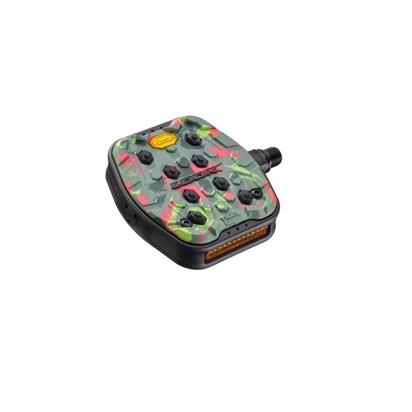 LOOK Trail Grip camouflage pedals