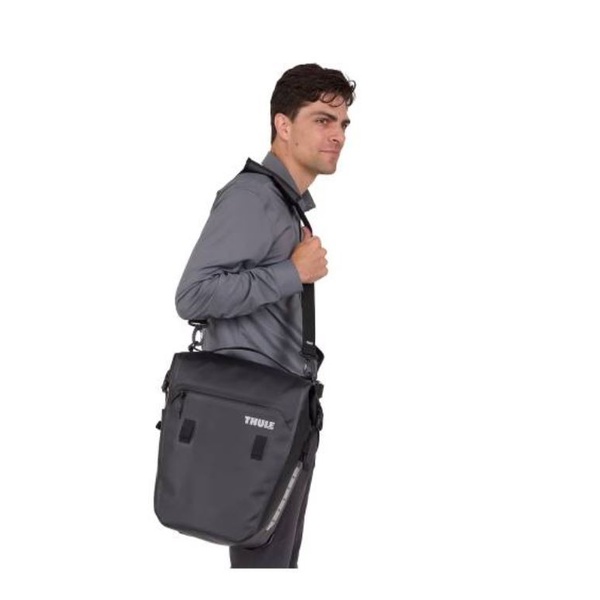 Krep&scaron;ys ant bagažinės Thule Shield Pannier 22L juodas