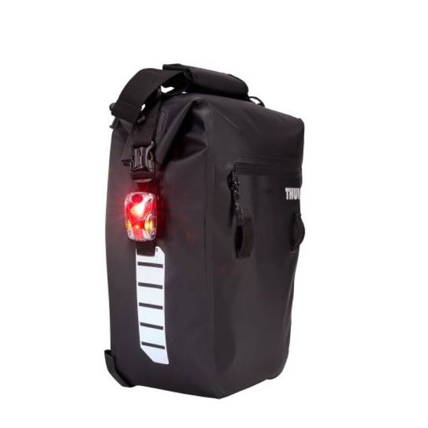 Krep&scaron;ys ant bagažinės Thule Shield Pannier 22L juodas